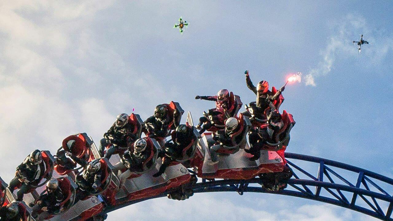 Quand un parc d'attraction rencontre les Drones ! 15 21878383 10155872445559497 5622444466313887744 n