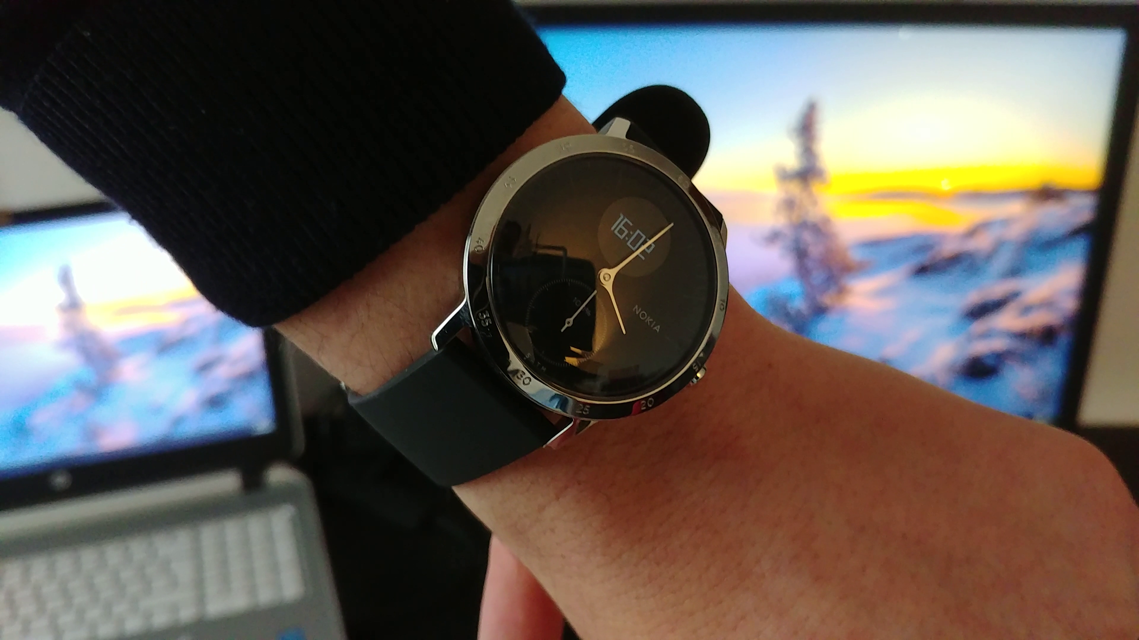 montre-poignet-nokia-steel-hr