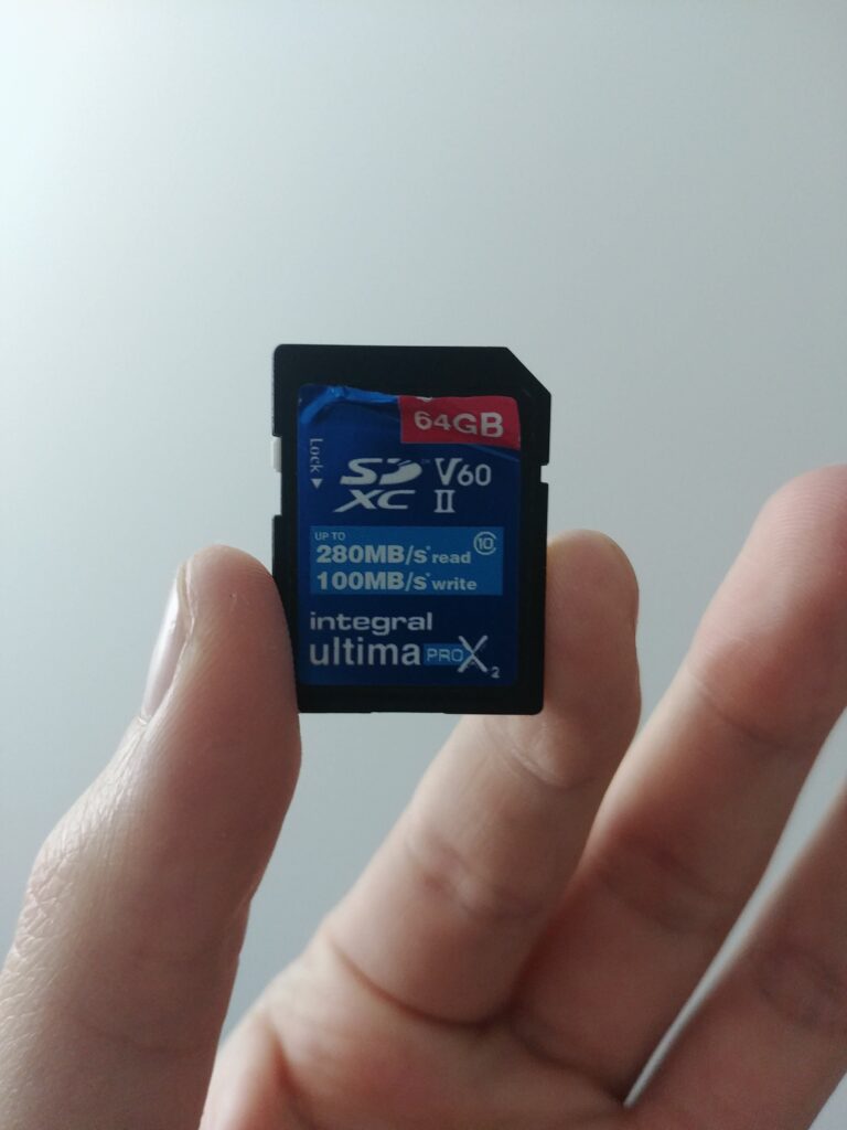Carte SD V60 pour caméra et appareil photo.